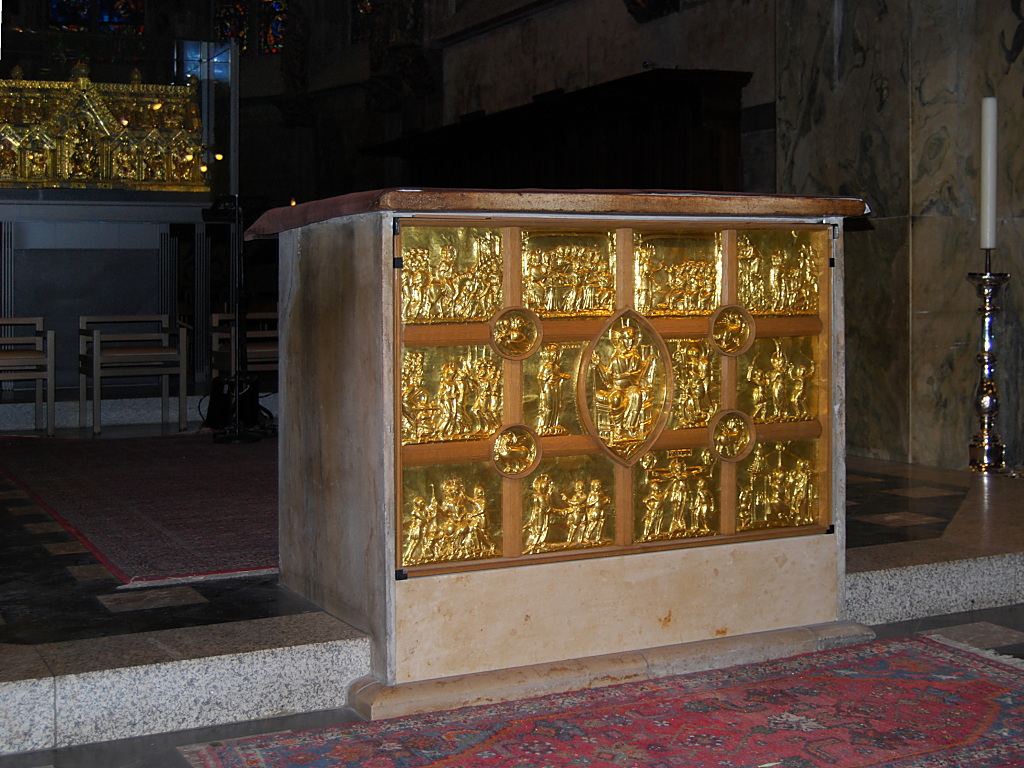 Altar, Dom Aachen
