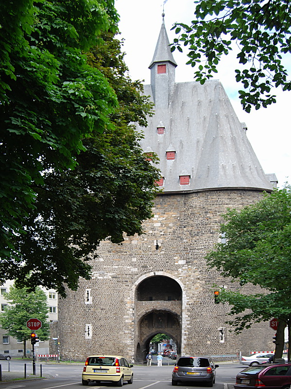 Marschiertor aus dem 13. Jahrhundert in Aachen