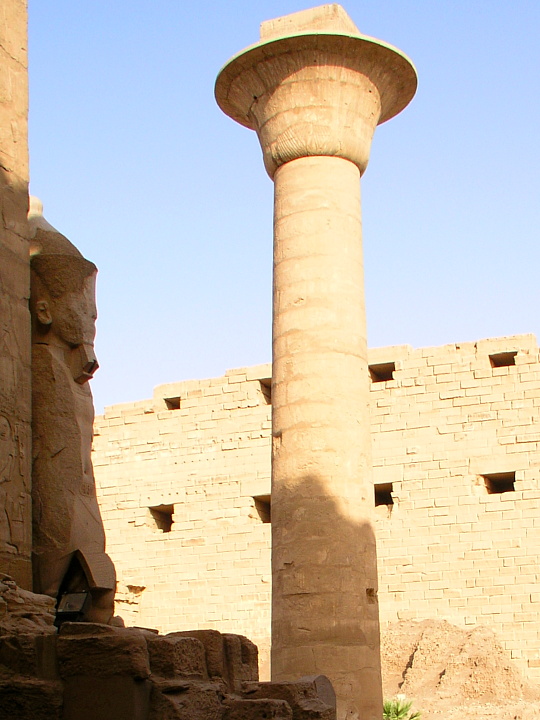 Taharka-Süle in Karnak