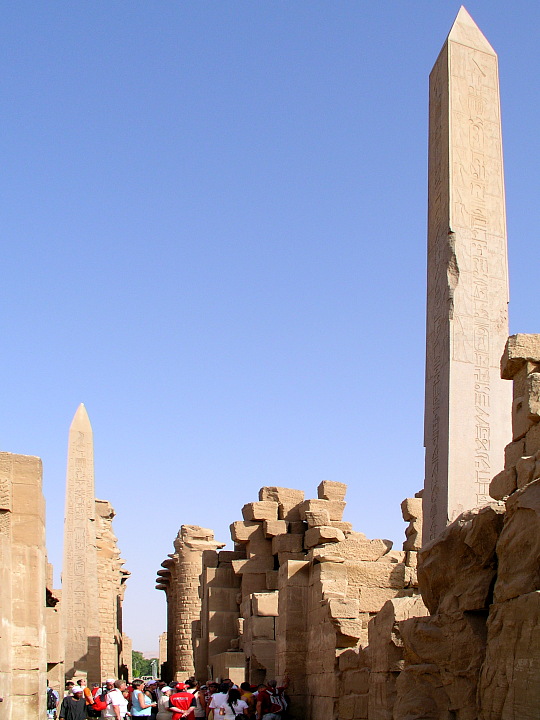 Obelisken in Karnka