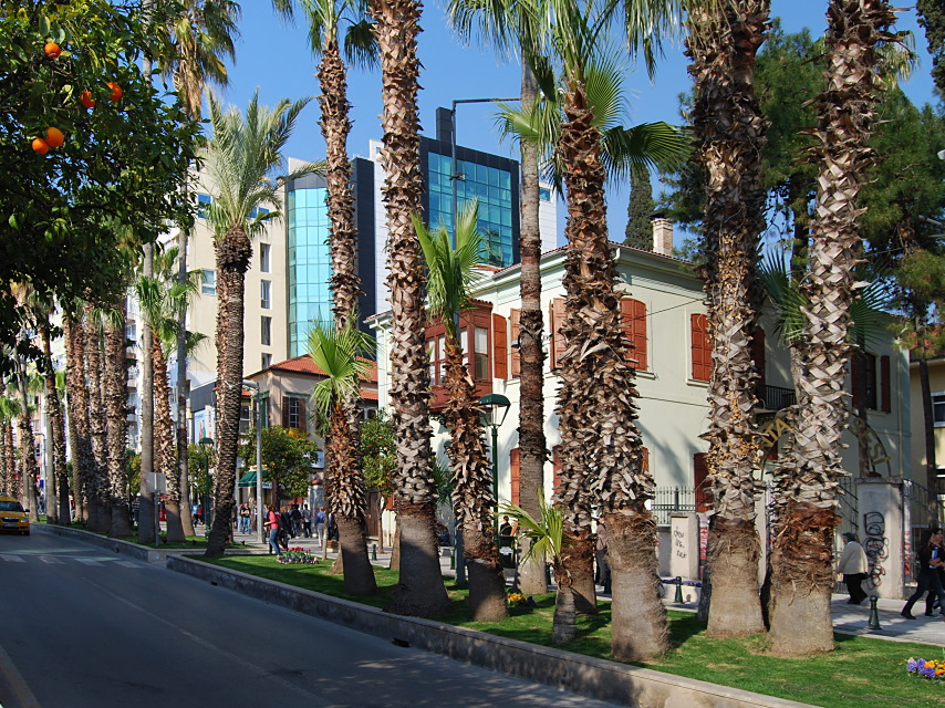 Atatürk Caddesi Antalya