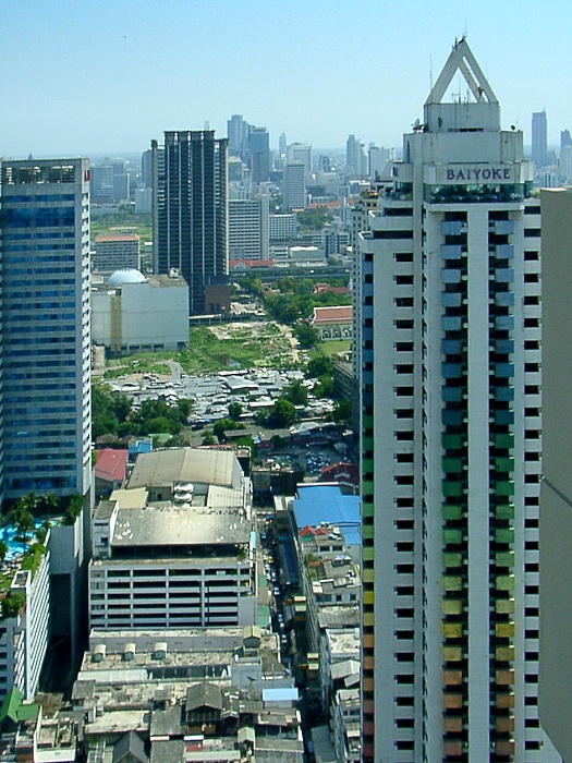 Bangkok Baiyoke Suite Hotel
