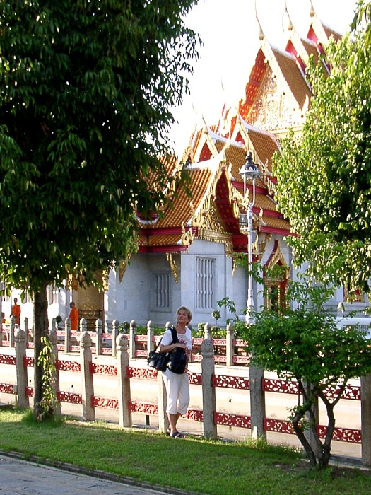 Wat Benjamabopit, Marble Temple