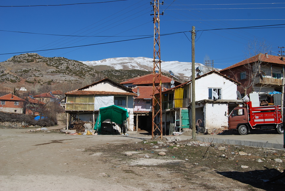 Häuser im Dorf Bölmepınar