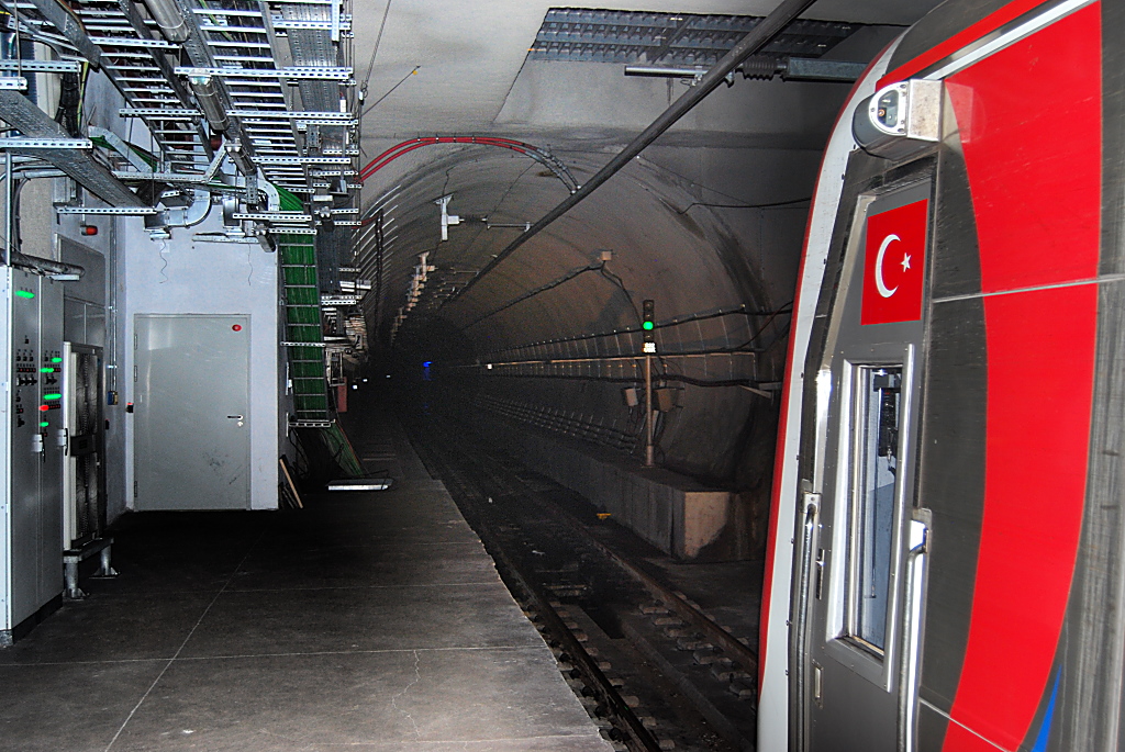 Im Bosporus-Tunnel