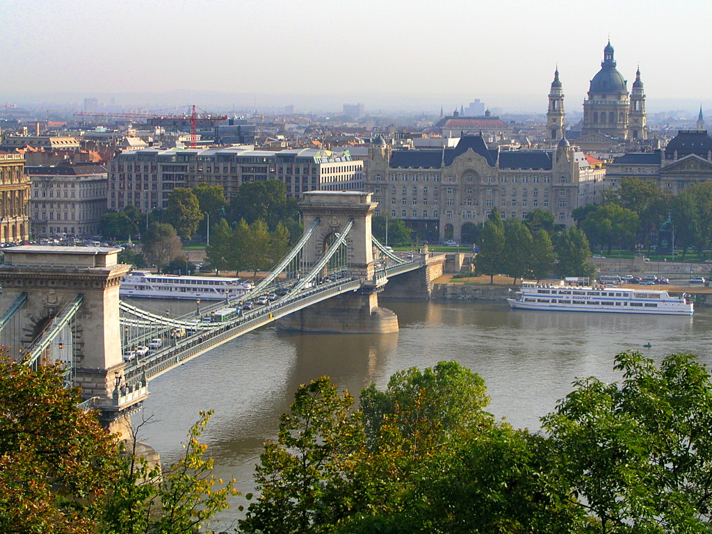 Donau - Kettenbrücke