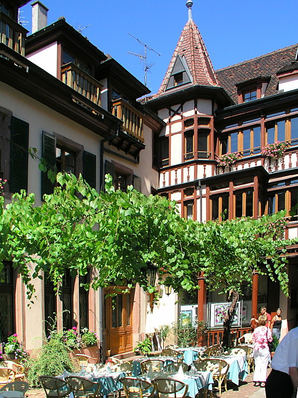 Innenhof Restaurant Kopfhaus