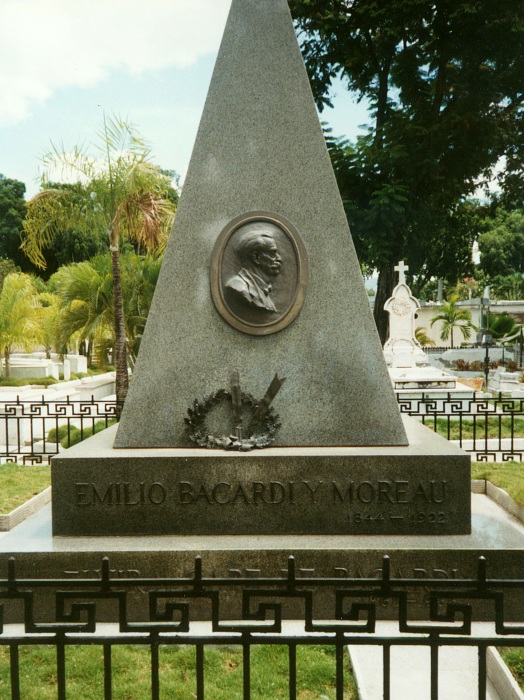 Santa Ifigenia: Grabmal Emilio Bacardi, Santiago de Cuba