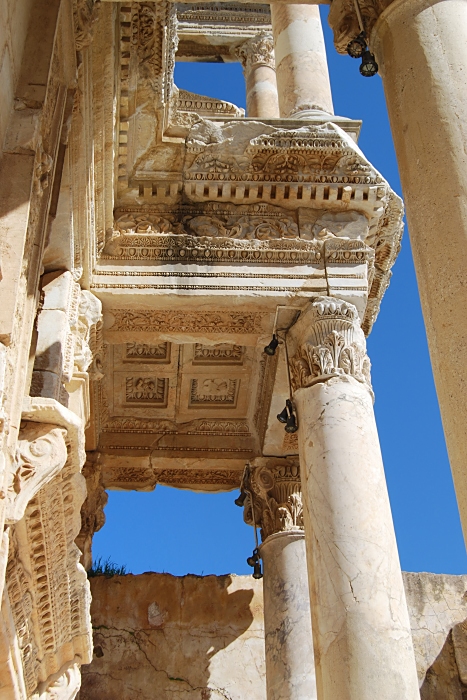 Die obere Etage der Celsusbibliothek