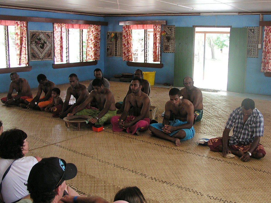 Kava-Zeremonie auf der Fidschi-Insel Yanuya