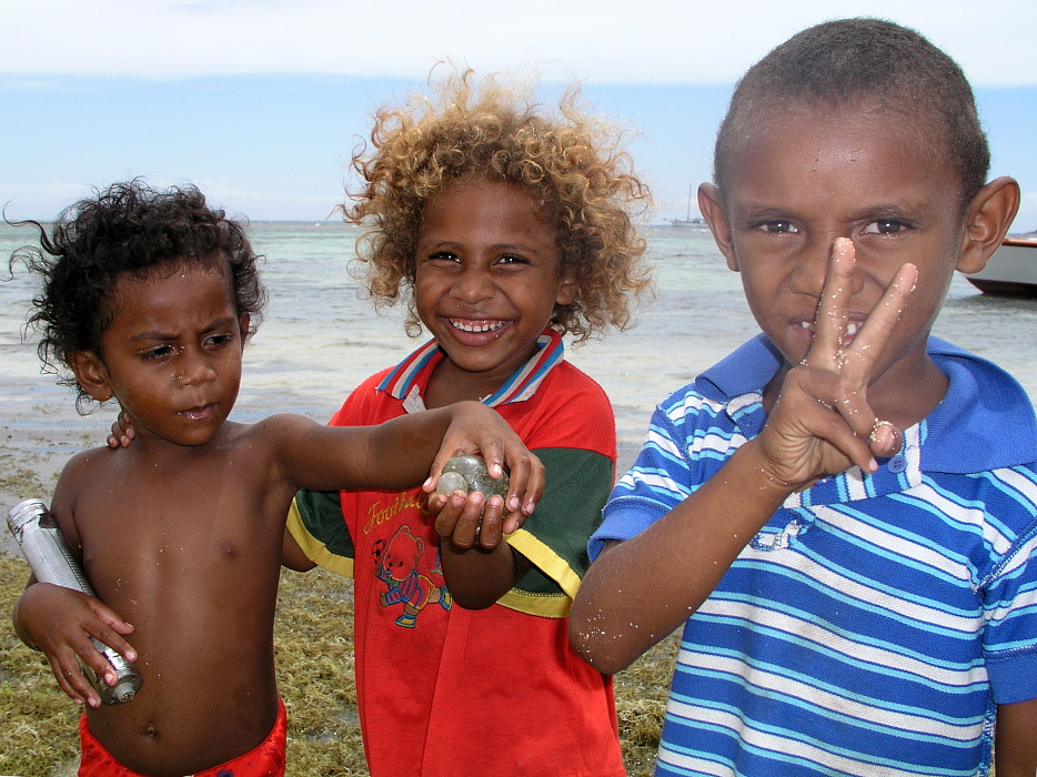 Children of Yanuya Island, Fiji