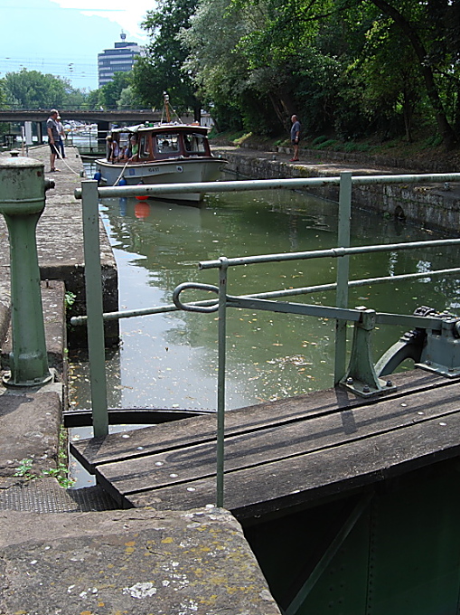 Schleuse am Wilhelm-Kanal
