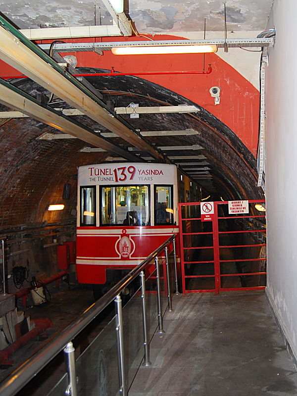 Die Tünel-Bahn in Istanbul