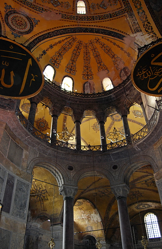 Halbkuppel und Galerie dere Hagia Sophia