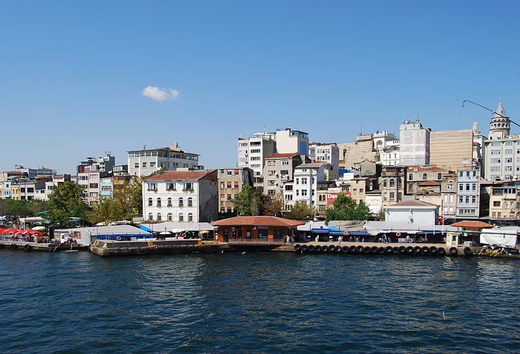 Haltestelle der Fähren in Karaköy