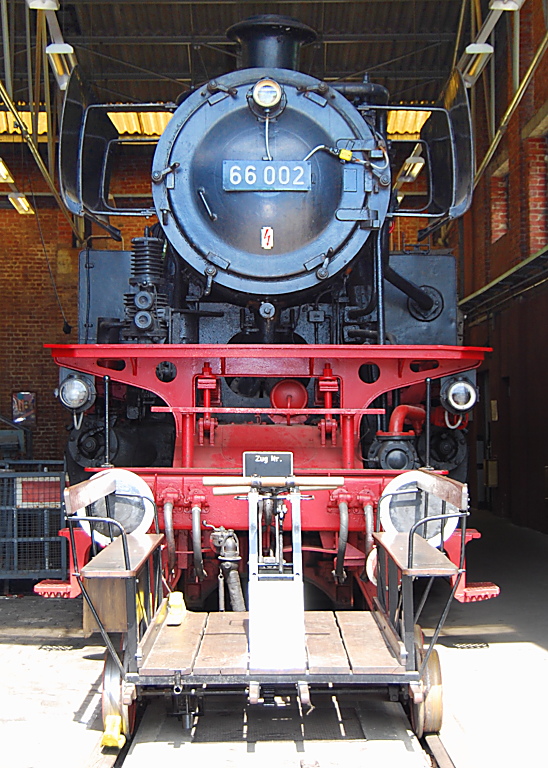 Dampflok Baureihe 66 002