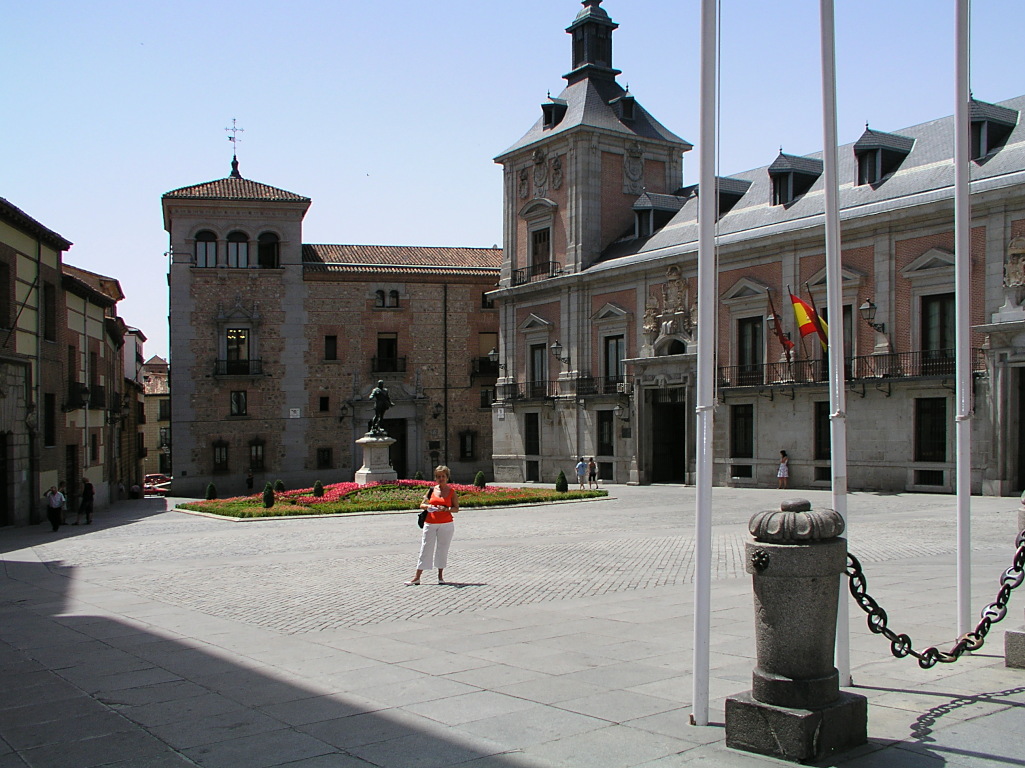 Plaza de la Villa in Madrid