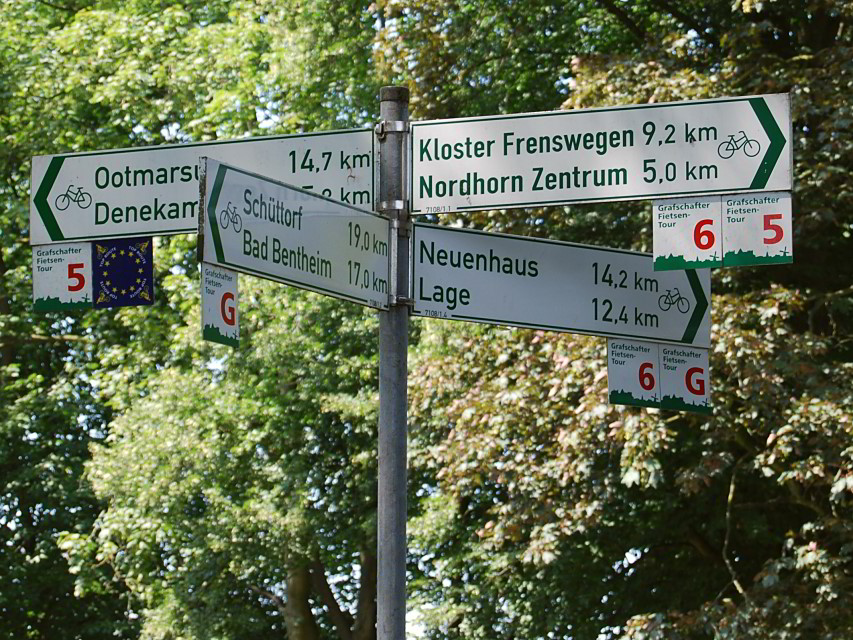Nordhorn: Hinweisschilder für Radfahrer