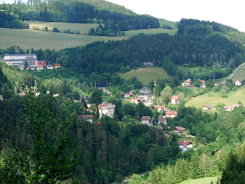Landschaft an der Semmeringbahn