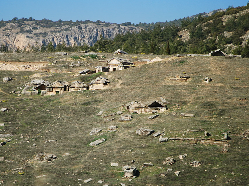 Totenhäuser und Sarkophage in Pamukkale