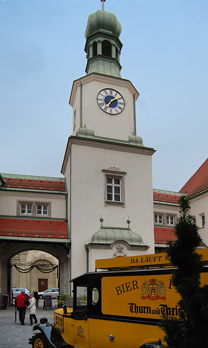 Fürstliches Brauhaus, Eingang