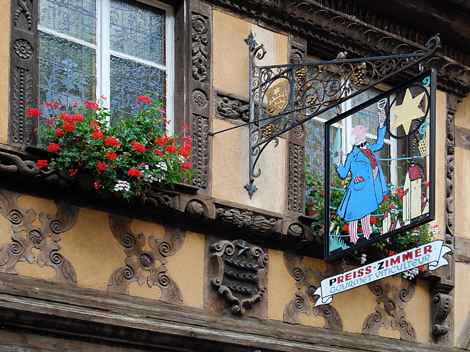 Wappenschild - guild sign in Riquewihr, Maison Preiss-Zimmer