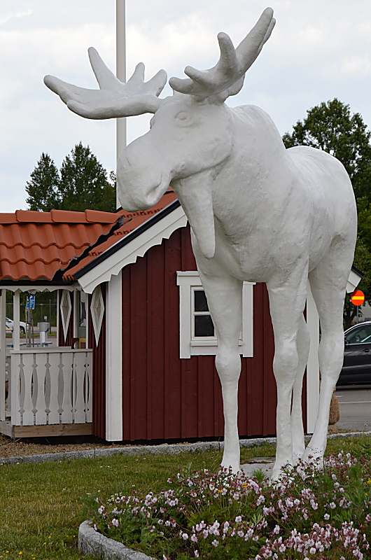 Der Elch am Flughafen von Växjö