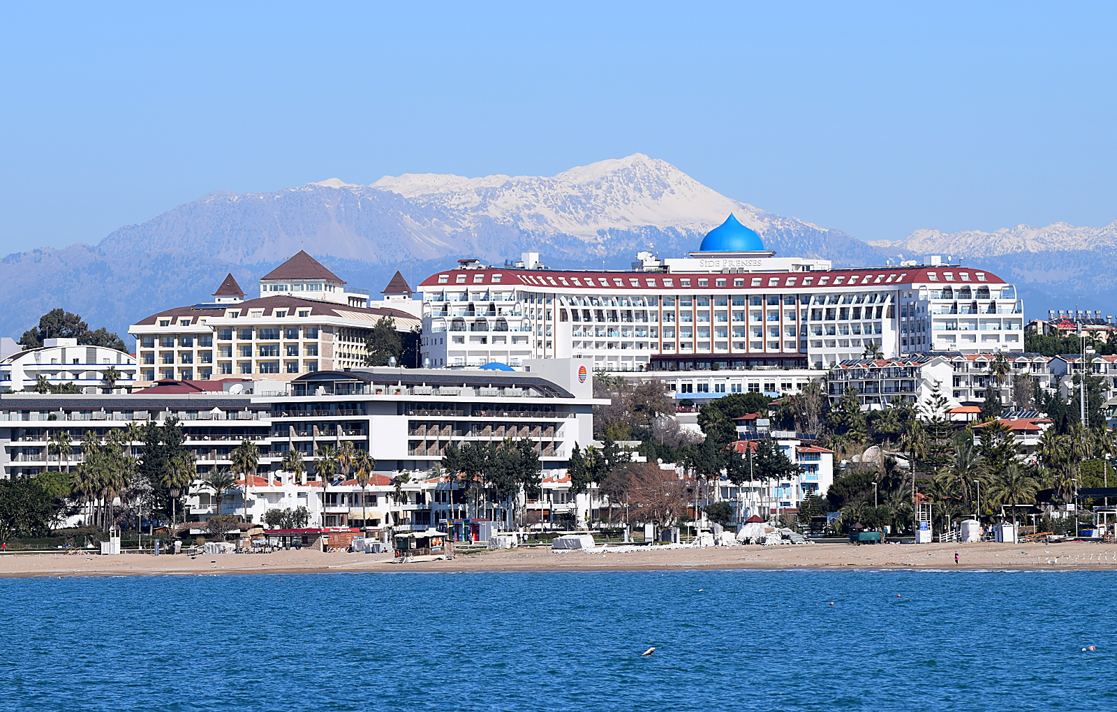 Hotel Prenses vom Meer gesehen