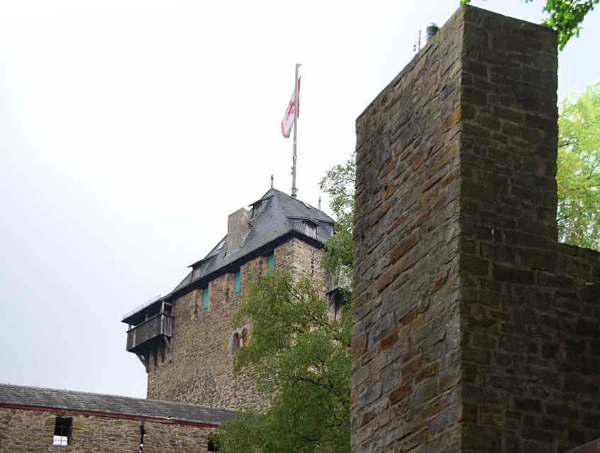 Bergried, Turm der Burg bei Solingen