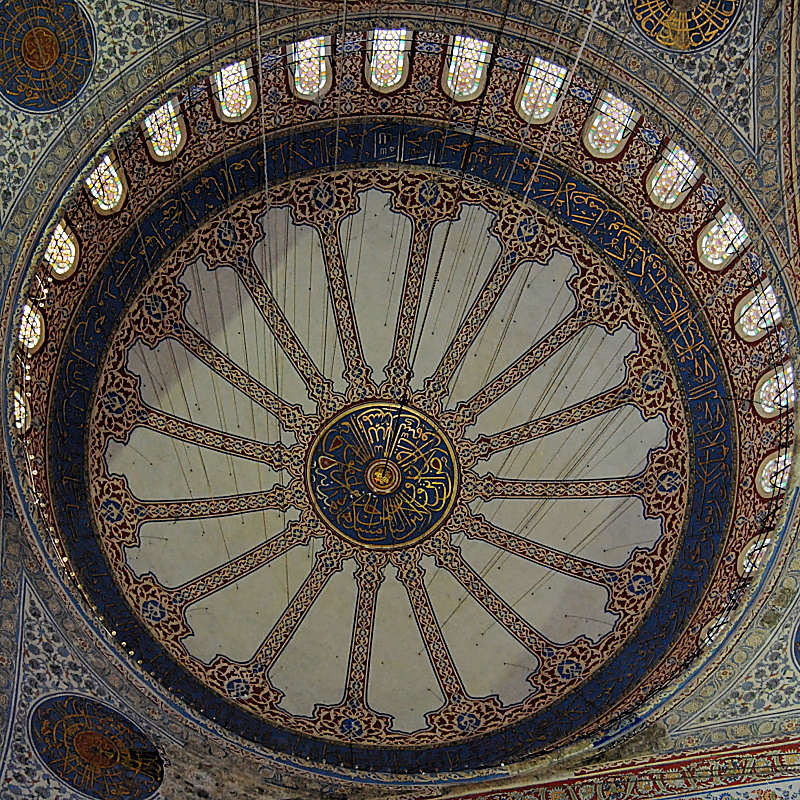 Die Hauptkuppel der Sultan-Ahmed-Moschee 