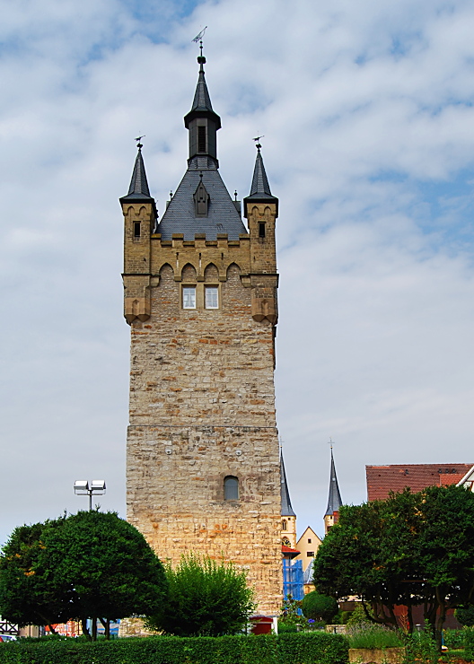 Der Blaue Turm aus dem Jahre 1200