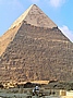 Pyramide des Chephren mit Bewacher