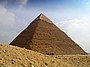 Chephren-Pyramide, nebelgrau bis zwiebackbraun je nach Sonnenlicht