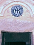 Wappen des Katharinenklosters über einem Eingang