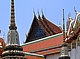 Bangkok: Chedis und typische Thai-Dächer