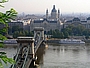 Budapest, Hinter der Donau sind der Gresham-Palast und St. Stephan