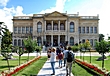 Der Eingang zum Dolmabahce-Palast