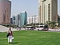 Dubai 2004: Grüner Rasen dank Meerwasserentsalzungsanlagen