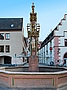 Freiburg: Der Fischerbrunnen und das Kornhaus