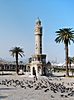 Das Wahrzeichen Izmirs, der 24m hohe Uhrturm