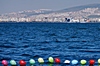 Izmir - Nordteil und bunte Luftballons für Schießübungen