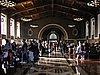 Los Angeles, Ca: Union Station. Ein Blick auf den Fußboden verrät aztekische Einflüsse - und Sauberkeit!