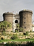 Die Burg am Hafen von Neapel wurde 1279
