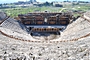 Antikes Theater Hierapolis mit Blick auf die Grabungsanlage